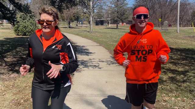 Nebraskans part of relay team running across U.S. for MS awareness