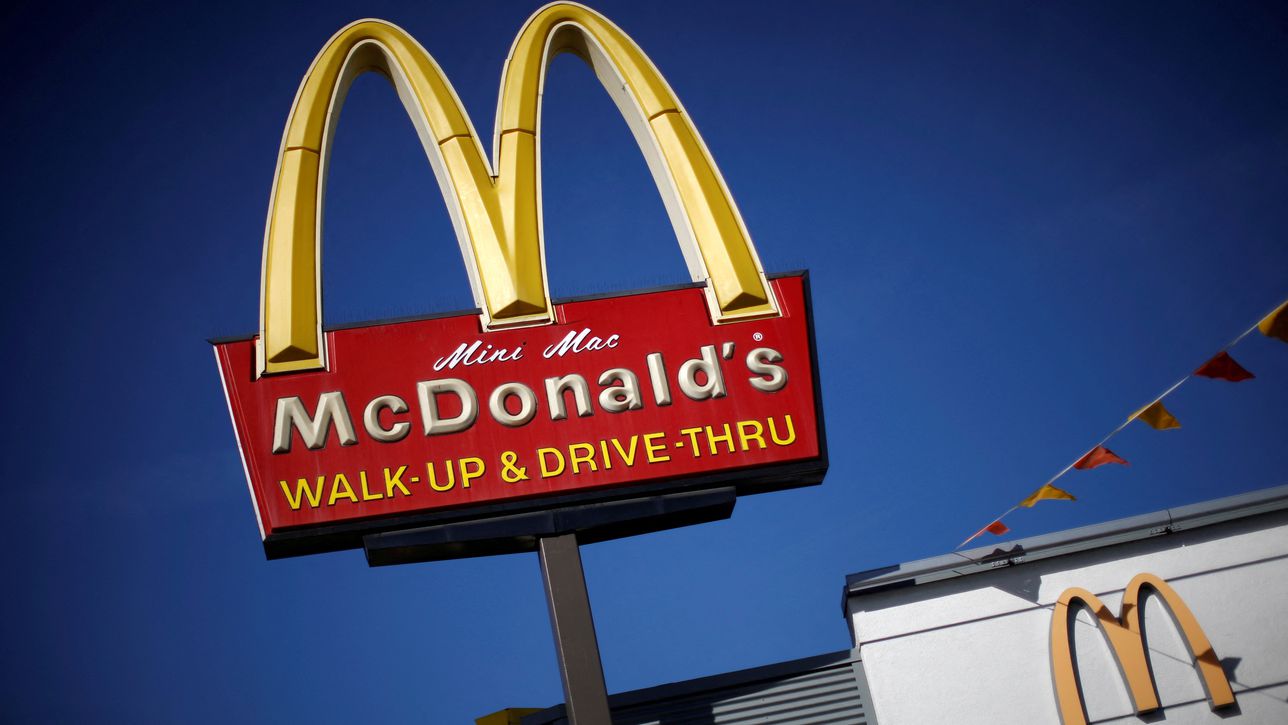 Why can’t McDonald’s employees accept tips in the United States?