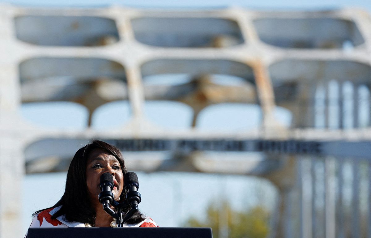 Alabama lawmakers clash over Black voters as redistricting deadline looms
