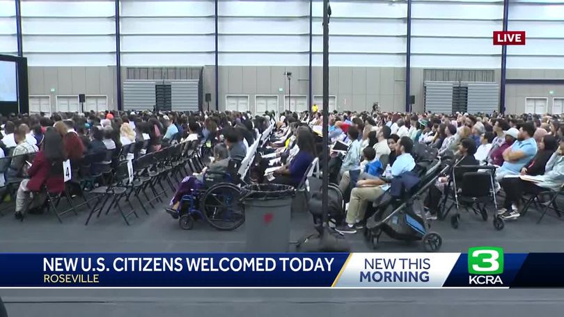 Roseville hosts welcoming ceremony for 900 new US citizens