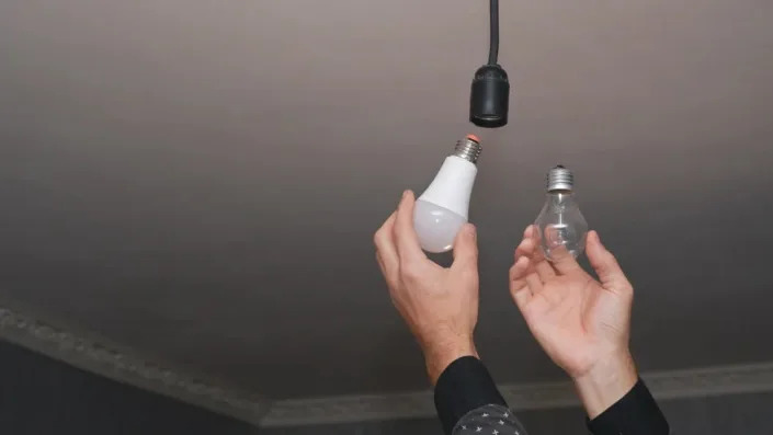 Incandescent light bulbs are now banned in the United States—here's what to buy instead