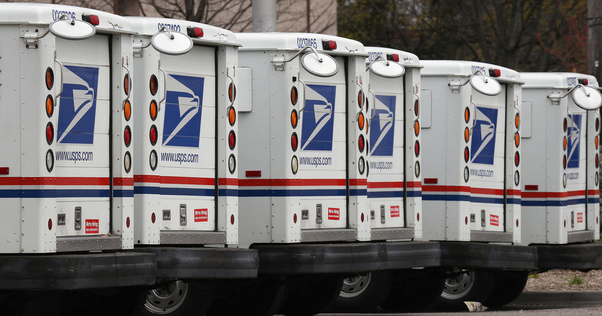 U.S. Postal Service seeks more workers for the holidays