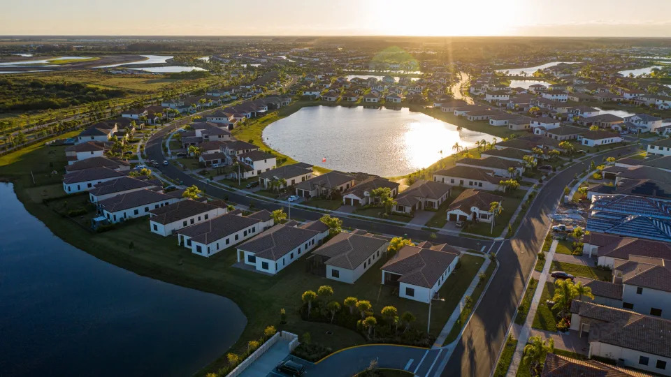 What SW Florida communities led the United States in building the most homes in 2023?
